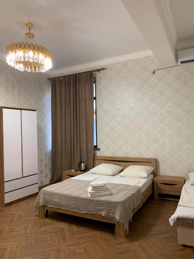 Mini Hotel Amra Pitsoenda Buitenkant foto
