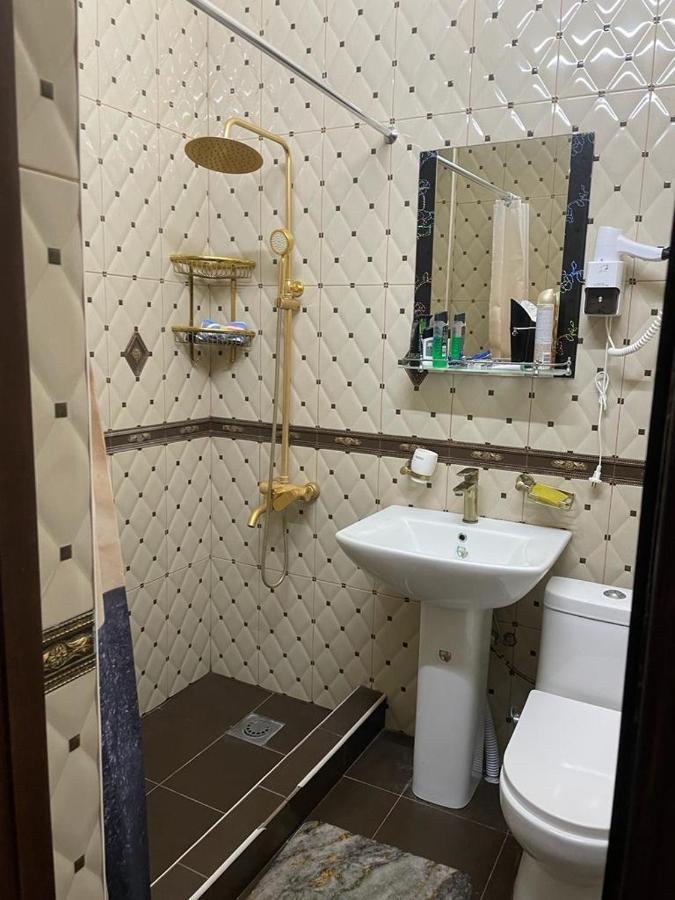 Mini Hotel Amra Pitsoenda Buitenkant foto